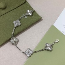 Van Cleef & Arpels Bracciale Vintage Alhambra 5 Motivi in Oro Bianco – Lusso e E, usado comprar usado  Enviando para Brazil