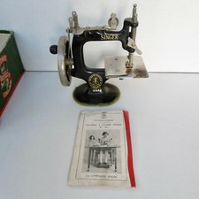 Petite machine coudre d'occasion  Plouay