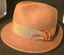 Stylish 100 wool for sale  Mount Vernon