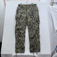 Usado, Calça cargo masculina tipo III da Marinha dos EUA L 34x31 verde nova com etiquetas AOR2 camuflagem digital ripstop comprar usado  Enviando para Brazil