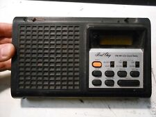 Vecchia radio sveglia usato  Albenga