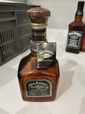 Bouteille jack daniel d'occasion  Nouzonville