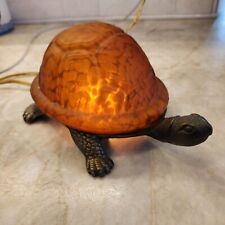 Lámpara de noche de vidrio ámbar tortuga tortuga de Terra Cottage acabado bronce metal segunda mano  Embacar hacia Argentina