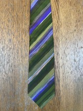 Authentique cravate vintage d'occasion Authentique cravate vintage d'occasion  Le Pré-Saint-Gervais