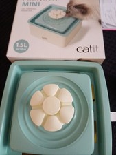 Catit flower fountain for sale  LAUNCESTON