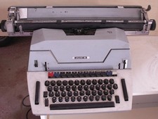Olivetti macchina scrivere usato  Trecastagni