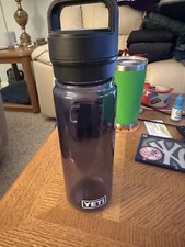 Usado, YETI Yonder 600 ml/20 oz. Garrafa de água comprar usado  Enviando para Brazil