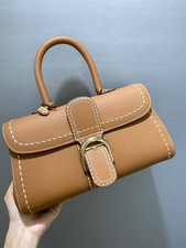 Delvaux brillant east d'occasion  Expédié en Belgium