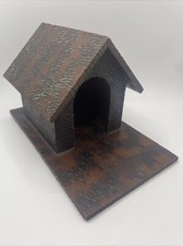 Usado, Mini casa de cachorro antiga primitiva feita à mão de madeira fofa assinada por artista exclusiva  comprar usado  Enviando para Brazil