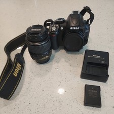 Usado, Câmera Nikon D3100 DSLR com lente AF-S DX Nikkor 18-55mm comprar usado  Enviando para Brazil