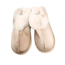 Women fur lined for sale  Fairview