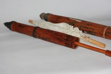 Lot ombrelles thaïlandaise d'occasion  Bordeaux-