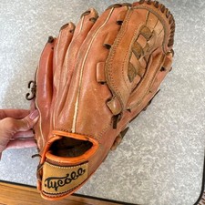 Gants softball kubota d'occasion  Expédié en France