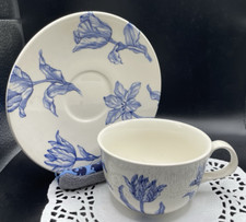 Xícara e pires de tulipa Royal Stafford comprar usado  Enviando para Brazil
