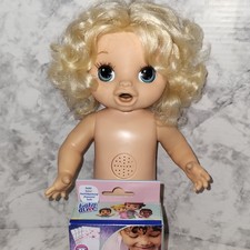 Com vídeo BABY ALIVE Happy Hungry boneca bebê interativa e 1 caixa de 4 fraldas, ~14" comprar usado  Enviando para Brazil