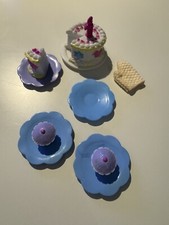 Cupcake Barbie família feliz 1º aniversário bolo com pedaço pássaros estrelas borboleta comprar usado Cupcake Barbie família feliz 1º aniversário bolo com pedaço pássaros estrelas borboleta comprar usado  Enviando para Brazil