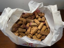 Lot 200 bouchons d'occasion  Bourron-Marlotte