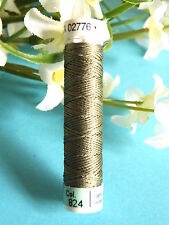 265B Lindo Carretel Fio de Seda Pura Gutermann Verde Ligeiramente Bronze Nº. 824 comprar usado  Enviando para Brazil