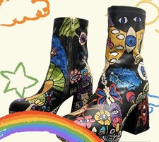 Bottines femme peintes d'occasion Bottines femme peintes d'occasion  Paris XIX