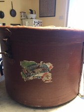 Antica graziosa cappelliera usato Antica graziosa cappelliera usato  Roma