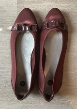 Women dress shoes for sale  Stratford