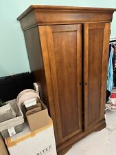 Bernards furniture cherry d'occasion  Expédié en Belgium