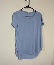 Camisa feminina Style Rack boutique corte alto lateral gola redonda manga curta pequena, usado comprar usado  Enviando para Brazil