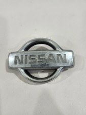 1998 1999 2000 Nissan Frontier emblema grade dianteira cromada fabricante de equipamento original comprar usado 1998 1999 2000 Nissan Frontier emblema grade dianteira cromada fabricante de equipamento original comprar usado  Enviando para Brazil