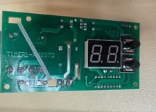 Timer digitali letto usato  Spedire a Italy