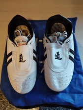 Scarpe unisex per usato  Bologna
