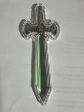 Moeda em forma de espada de prata 2025 Chade Excalibur 1 Oz com lâmina de cristal verde comprar usado  Enviando para Brazil