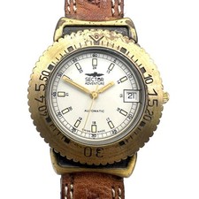 Montre sector adventure d'occasion  Expédié en France