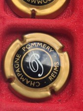 Capsule champagne pommery d'occasion  Gueux