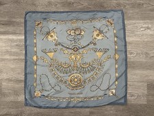 Hermes silk scarf d'occasion  Expédié en Belgium