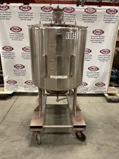 10ft container for sale  Fleetwood