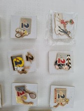 pin s antenne2 d'occasion pin s antenne2 d'occasion  Crécy-la-Chapelle