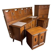 Bassett mayan walnut for sale  Altus