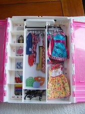 Dressing barbie 7 d'occasion  Bais