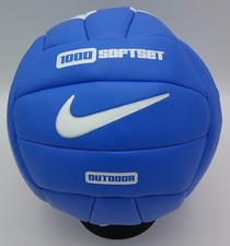 Nike volleyball 1000 d'occasion  Expédié en Belgium