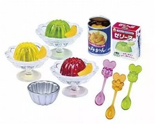 Mini brinquedo March Comes In Like a Lion boneco "Doces caseiros", usado comprar usado  Enviando para Brazil