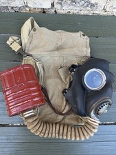 Masque gaz anglais d'occasion  Mourmelon-le-Grand