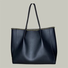Usado, Bolsa tote preta cravejada B-Low The Belt couro vegano grande 19x13 Moto Edgy $198 comprar usado  Enviando para Brazil