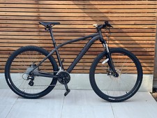 Specialized men pitch for sale  WEYBRIDGE
