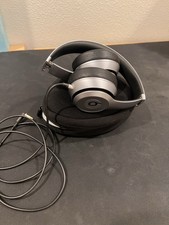 Fones de ouvido supra-auriculares Beats by Dr. Dre Solo2 sem fio EDIÇÃO ESPECIAL cinza espacial comprar usado  Enviando para Brazil