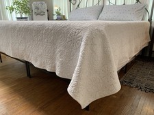 Vintage style queen for sale  Saint Charles