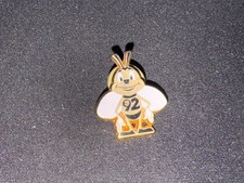 Pins badge enamel d'occasion  Strasbourg-