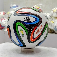 Bola de futebol Adidas Brazuca 2014 Copa do Mundo FIFA jogo oficial tamanho 5 Brasil, usado comprar usado  Enviando para Brazil