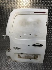 Porte coffre gauche d'occasion Porte coffre gauche d'occasion  Rosières-près-Troyes