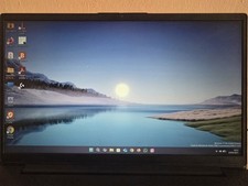 Lenovo v15 notebook usato  Lucca