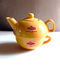 Théière égoïste vintage d'occasion  Corbeil-Essonnes
